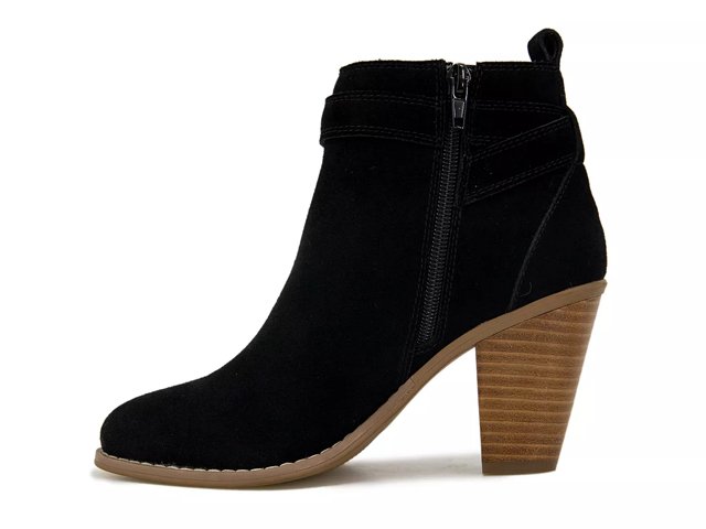 Kensie natthan suede hot sale heeled booties