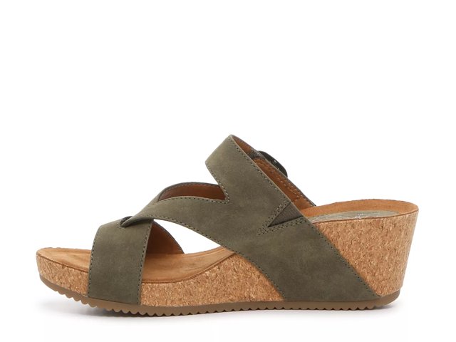 Eurosoft rishelle wedge discount sandal