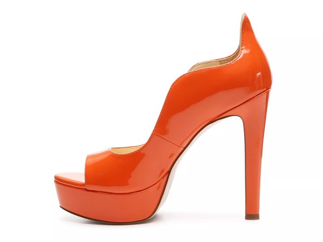 Jessica Simpson Benicia Platform Pump