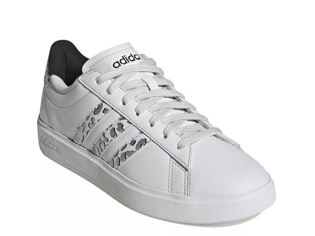 Dsw adidas courtset on sale