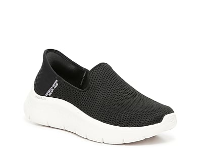 Skechers, Shoes, Skechers Yoga Mat Sandals Size 8 Gray Black