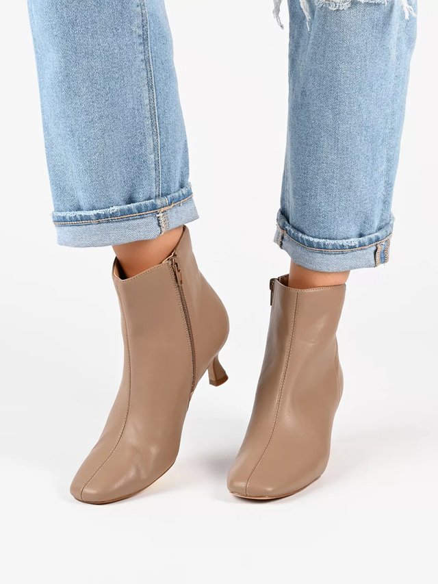 Journee collection wen bootie deals