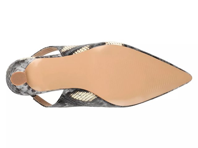Journee Mikoa Pump - Free Shipping | DSW