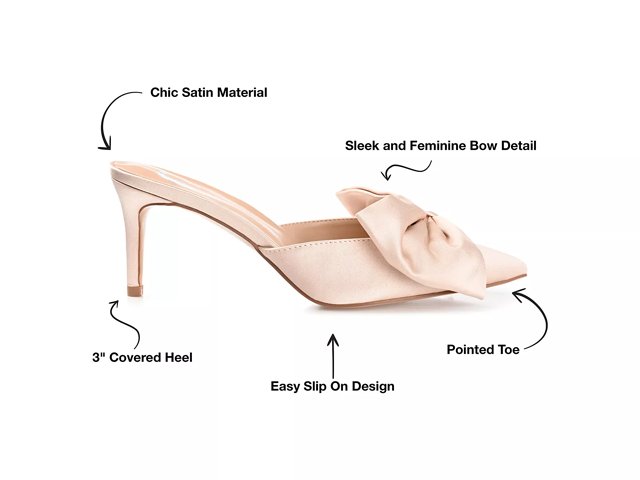 Journee Collection Tiarra Pump