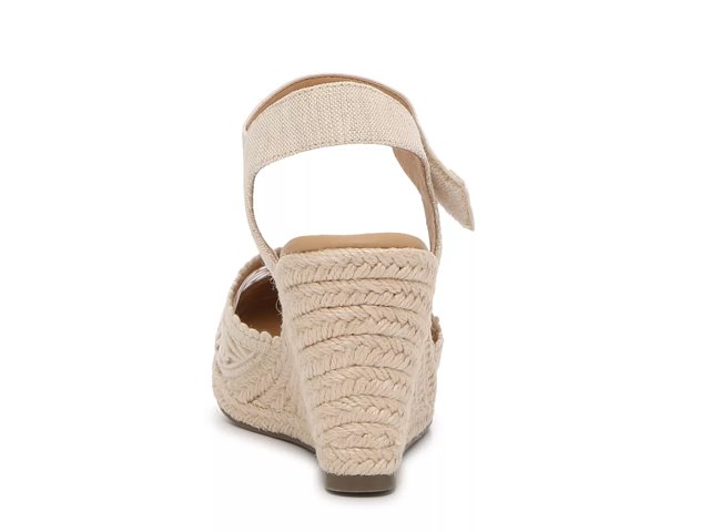 Beige wedges dsw clearance