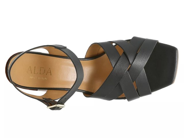 Coach and Four Savoca Sandal Made in Italy