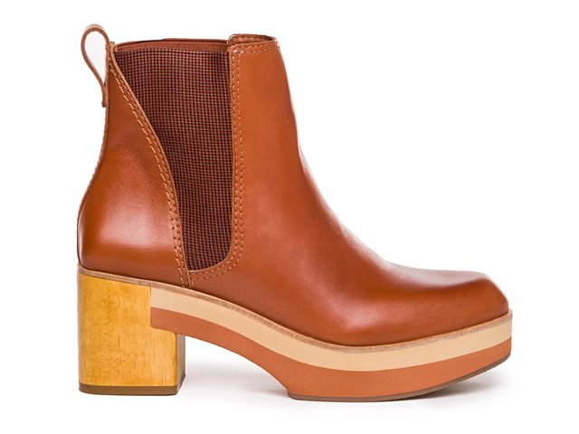 Bernardo Shawnee Chelsea Boot Free Shipping DSW