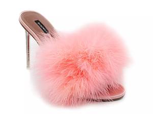 Bcbg discount fuzzy slippers