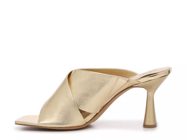Vince camuto best sale corlesta sandal
