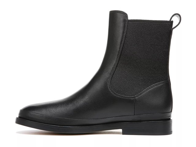 Vince women's cressler round toe new arrivals leather chelsea booties