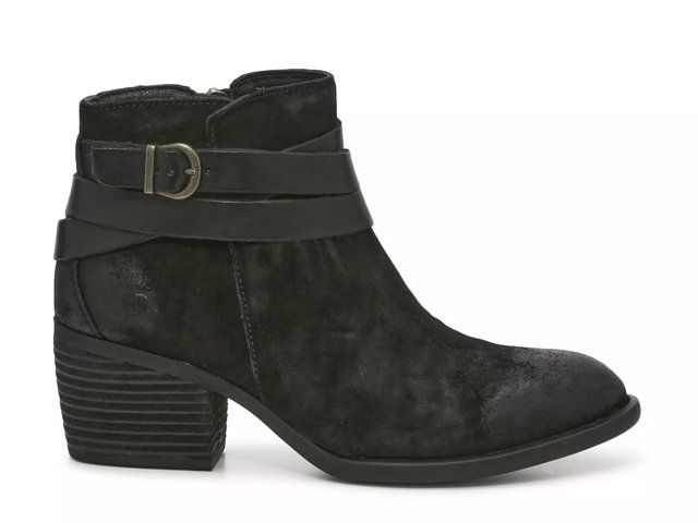 Born dsw store