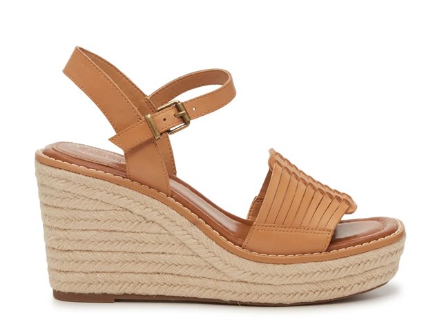 Vaneli hendra on sale wedge sandal