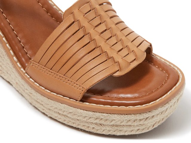 Vaneli hendra wedge sandal best sale