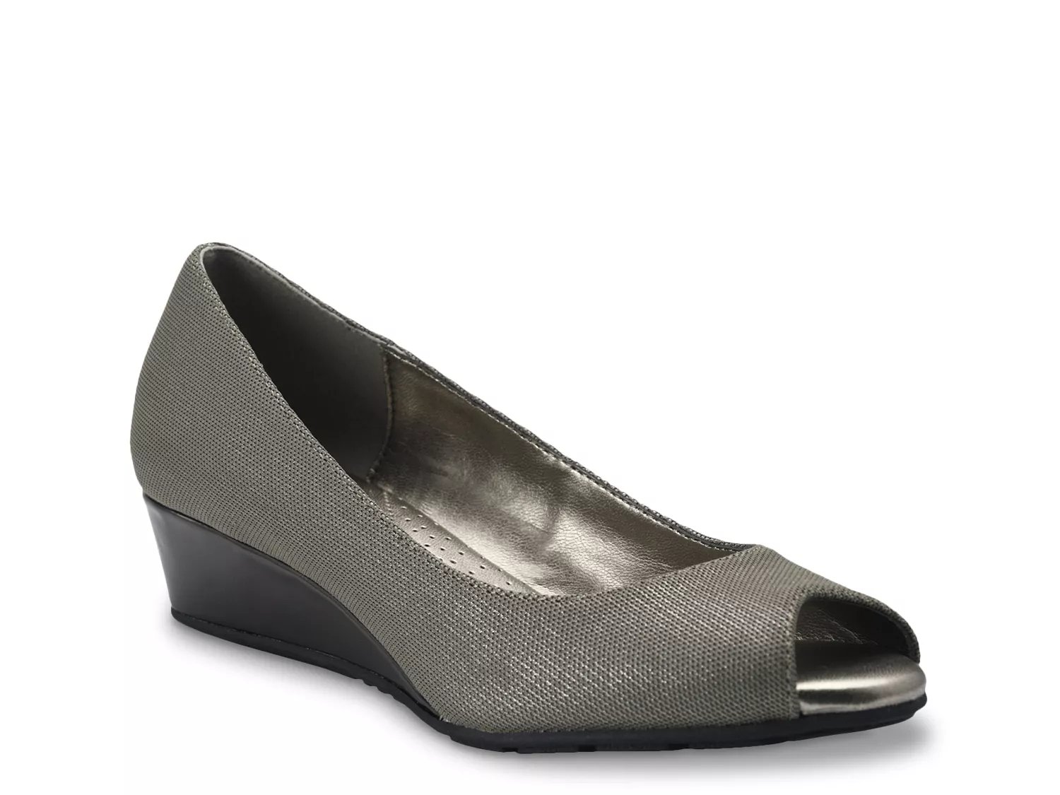 Bandolino 2024 silver pumps