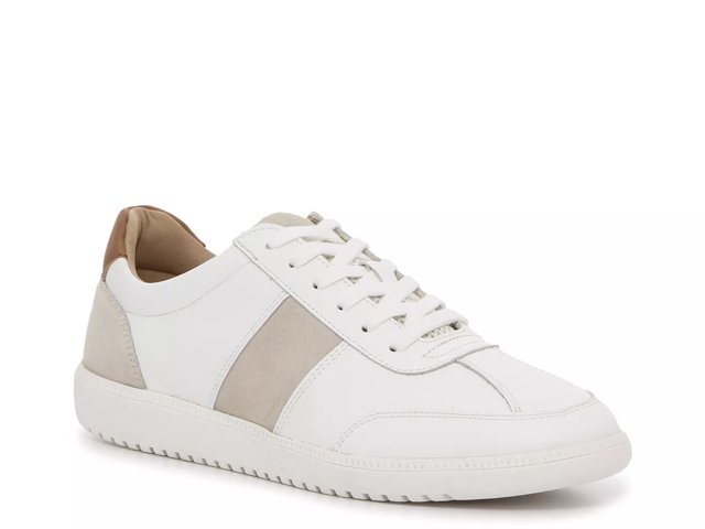 Vince camuto trainers top