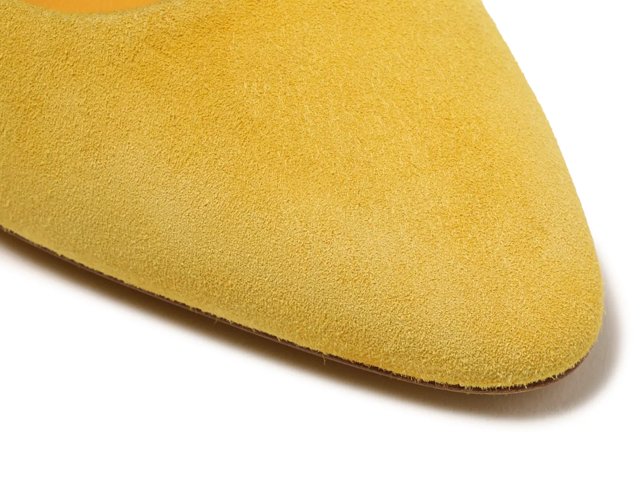 Yellow pumps dsw sales
