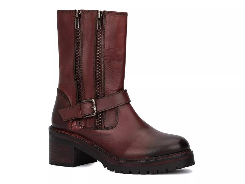 Burgundy store booties dsw