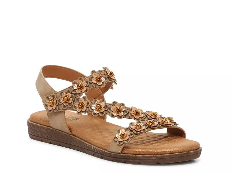 Patrizia hot sale sandals dsw