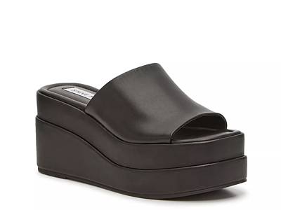 Steve madden 2024 black wedge sandals