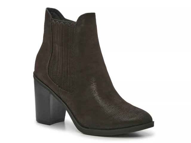 Mia booties shop dsw