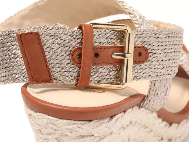 Jessica Simpson Jeshuha Wedge Sandal