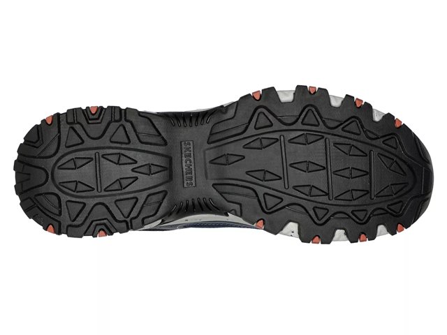 Skechers x trail store
