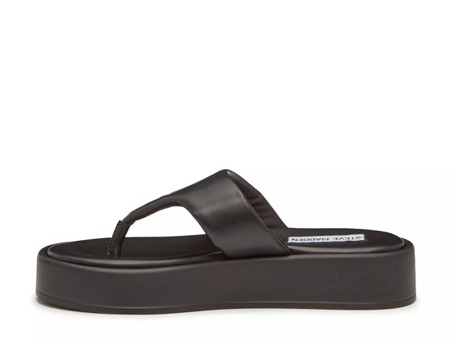Steve madden flip flops store