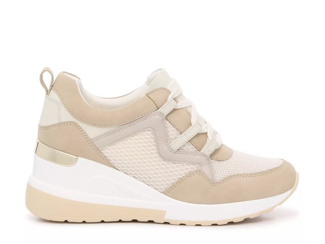 Dsw wedge tennis shoes discount