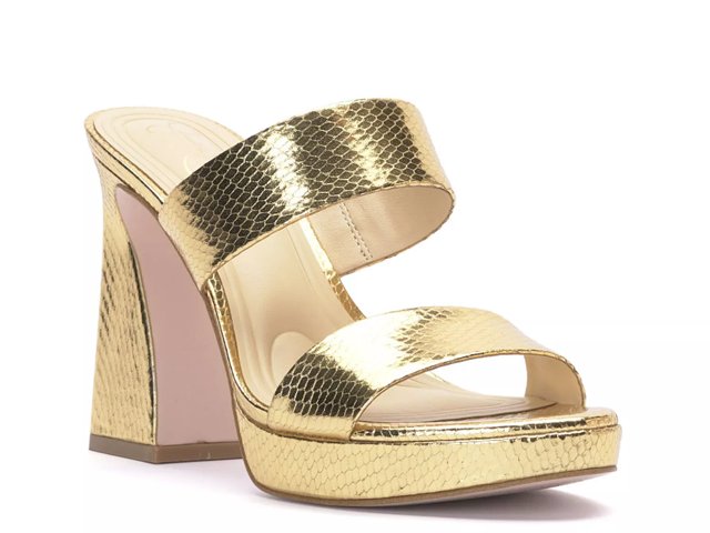 Dsw sandals hotsell platform