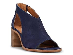 Lucky brand hot sale navy booties