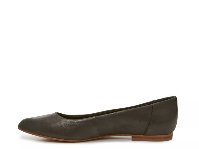 Crown vintage hotsell telian flat