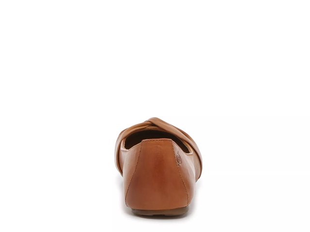 Born shop flats dsw