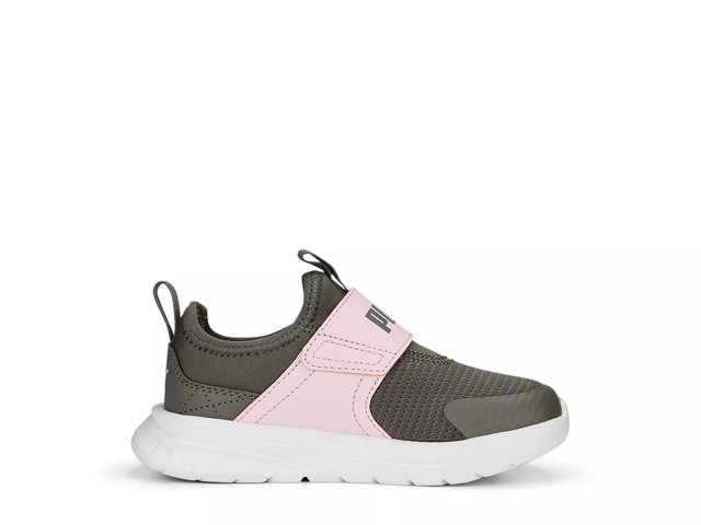Puma Evolve Slip On Sneaker Kids