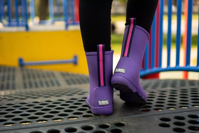 Dsw totes boots shop