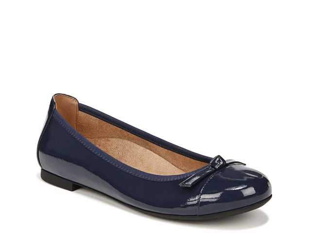 Vionic womens black flats on sale