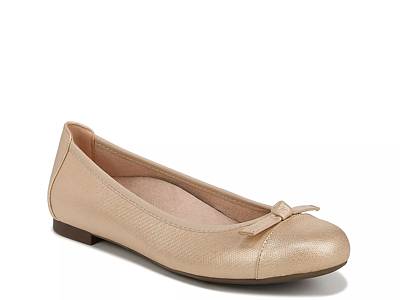 Vionic ballet store flats