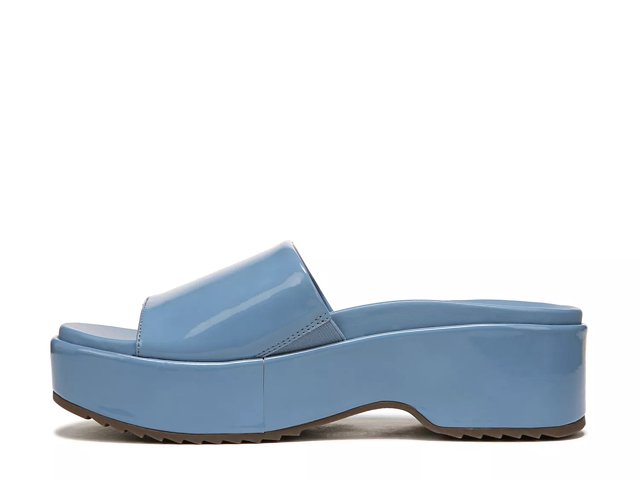 Tristta sandals shop