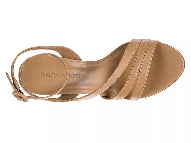 Coach shop leslie sandal