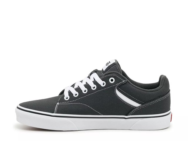 Discount vans trainers outlet