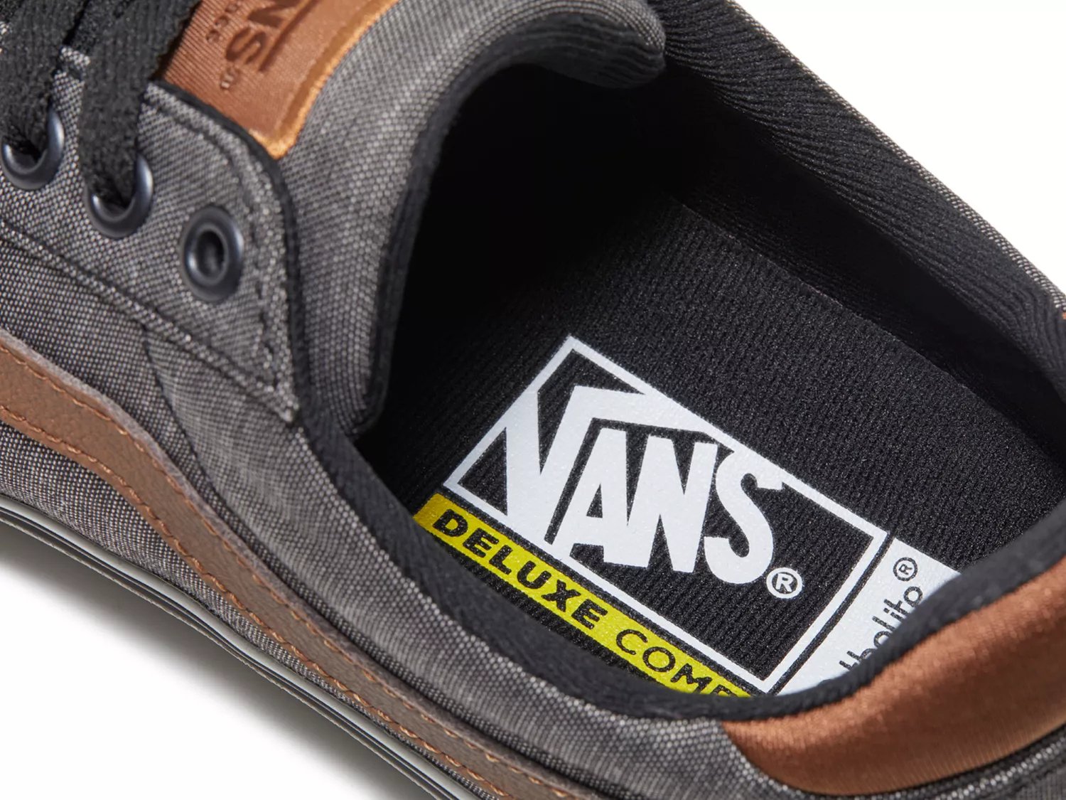 Ward Deluxe Sneaker
