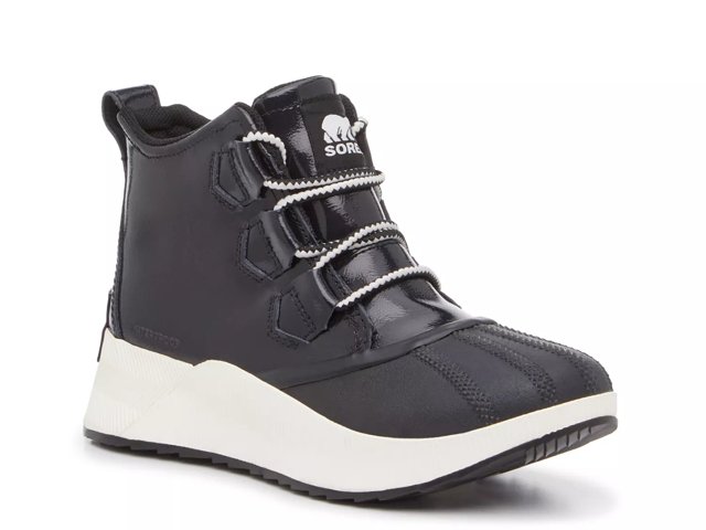 Dsw sorel out n about sales