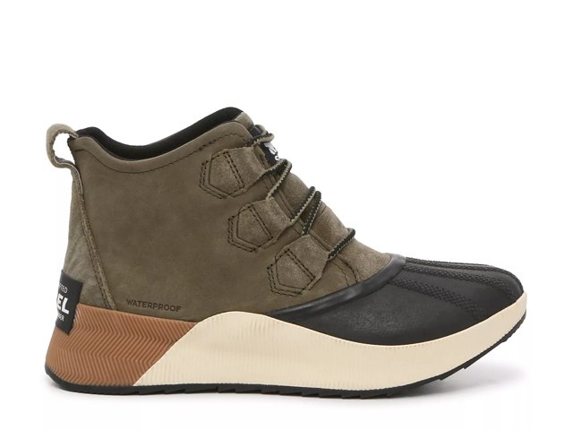 Dsw sorel out n about top