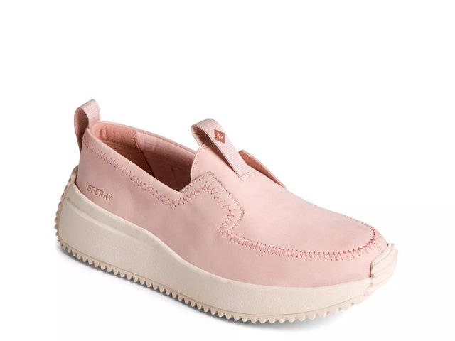 Sperry pink slip on deals