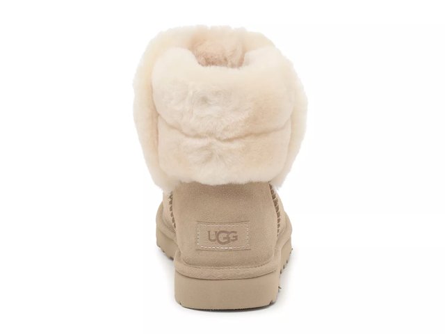 Ugg shearling boot shop