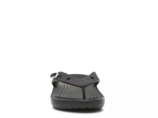 Crocs classic men's flip flop sandals best sale