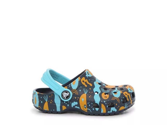 Crocs classic hotsell graphic