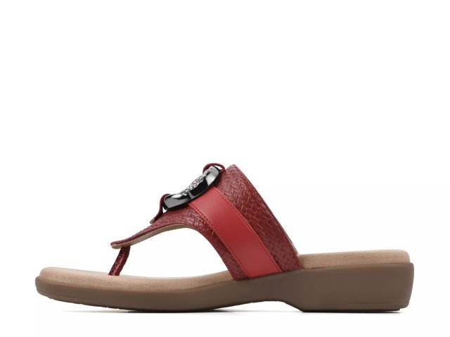 Cliffs by White Mountain Benedict Sandal