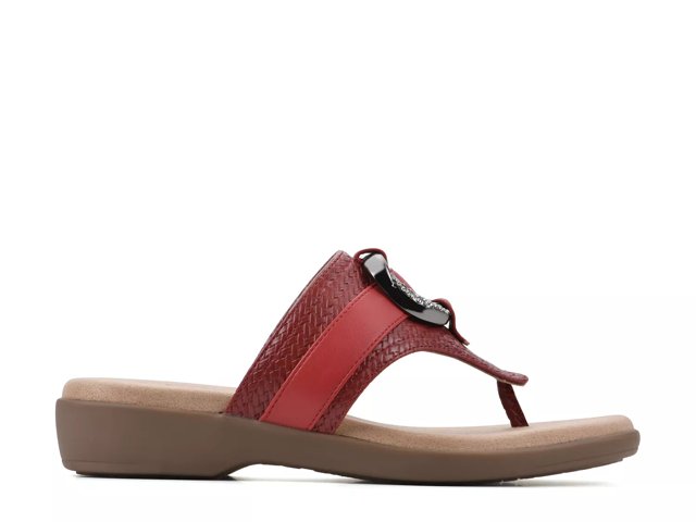 Cliffs by White Mountain Benedict Sandal