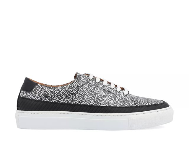 Taft discount white sneakers