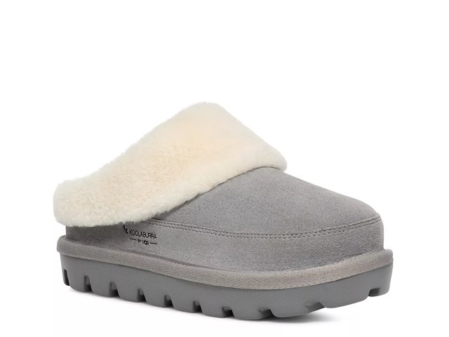 Ugg slippers at dsw sales